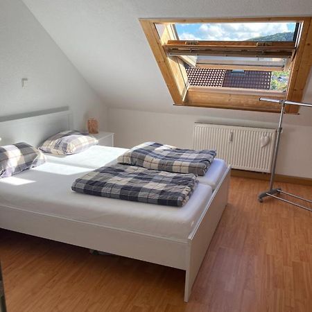 Eigene Wohnung Im Dreifamilienhaus Oberstenfeld Buitenkant foto